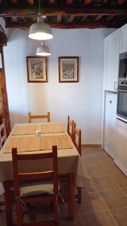 El Nogal Apartment Bubion Ngoại thất bức ảnh
