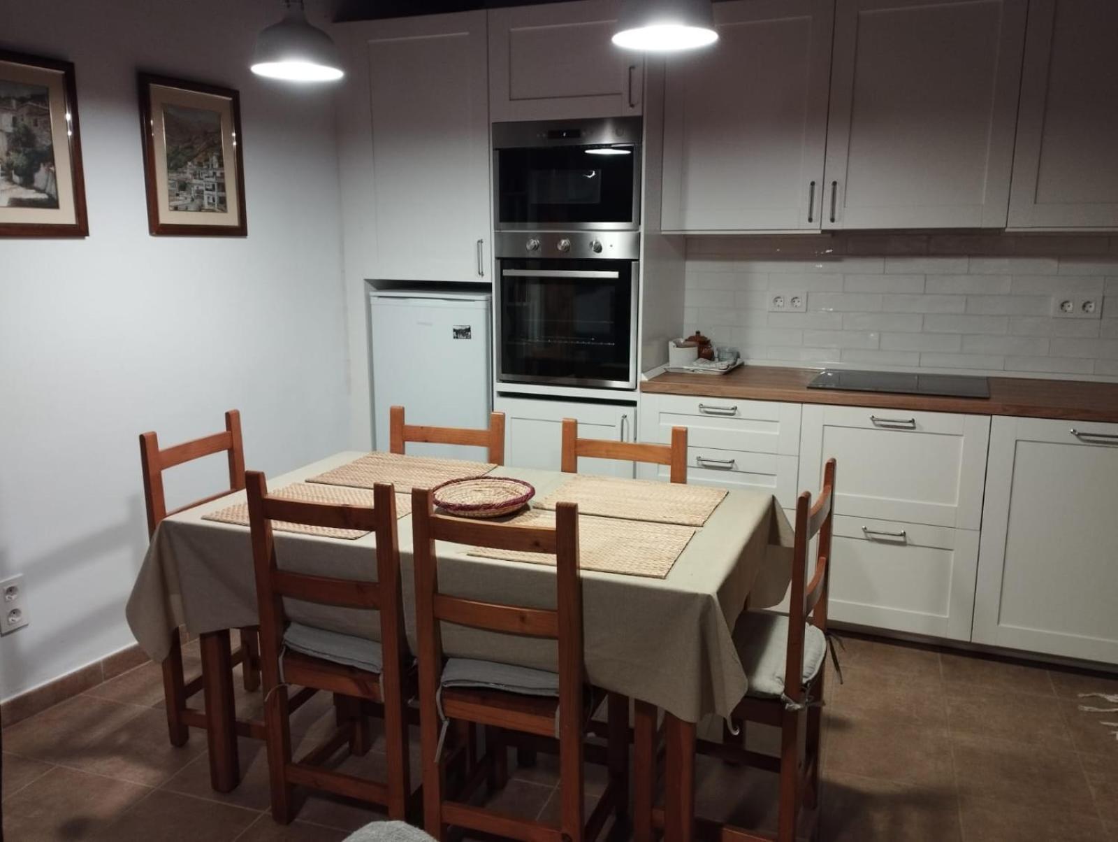 El Nogal Apartment Bubion Ngoại thất bức ảnh