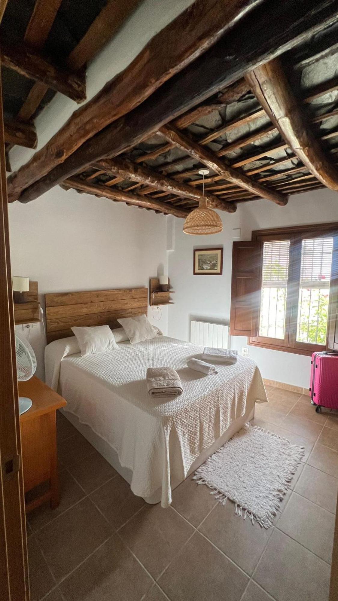 El Nogal Apartment Bubion Ngoại thất bức ảnh